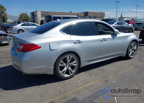 2014 Infiniti Q70 3.7 z USA, uszkodzony, nr VIN JN1BY1AP2EM260115